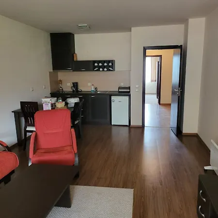 Royal Towers Lift Area * Bansko