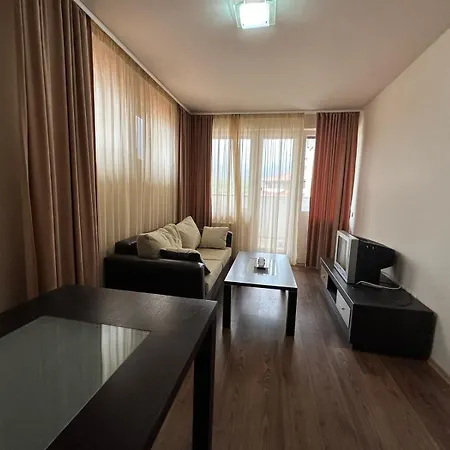 Royal Towers Lift Area Banszko