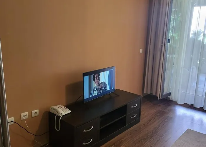 Royal Towers Lift Area *