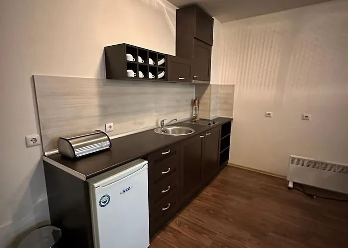 Royal Towers Lift Area Apartman